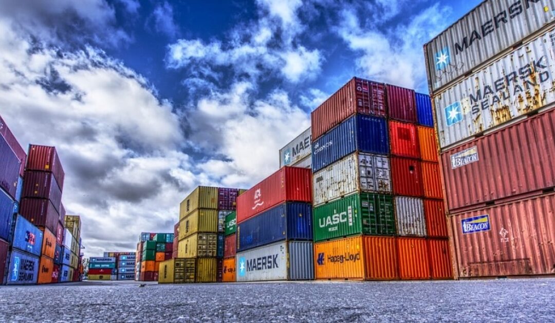 Em decisão liminar, Justiça de Santa Catarina impede armador de cobrar demurrage gerada por indisponibilidade de janela em terminais de devolução 🚢